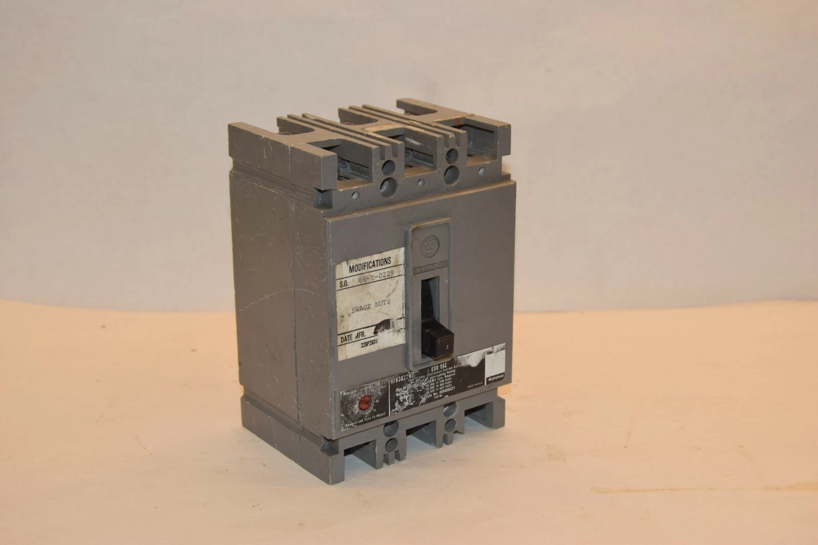 Used Westinghouse HFB3022ML Circuit Breaker 3 Pole 3A 3 Amp A 600Vac
