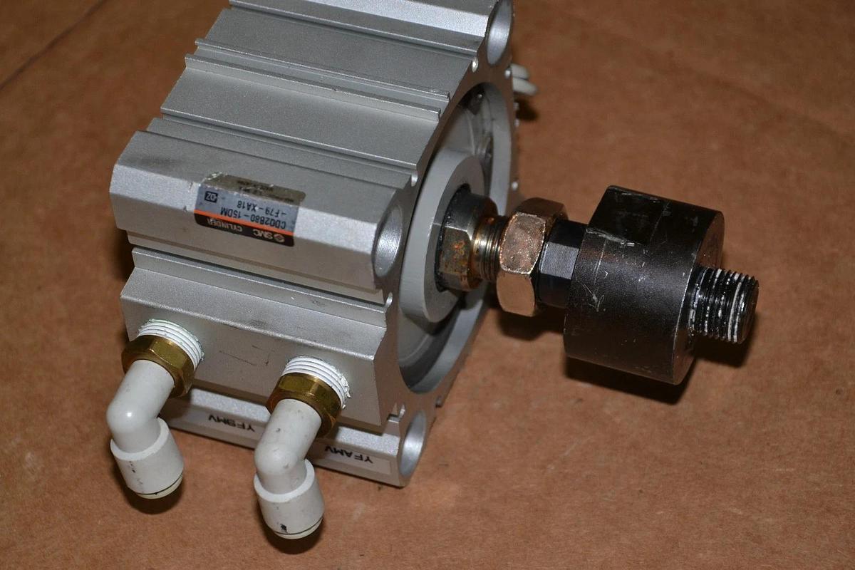Used SMC PNEUMATIC AIR VALVE CDQ2B80-15DM-F79-XA18 CDQ2B80 15DM F79 XA18