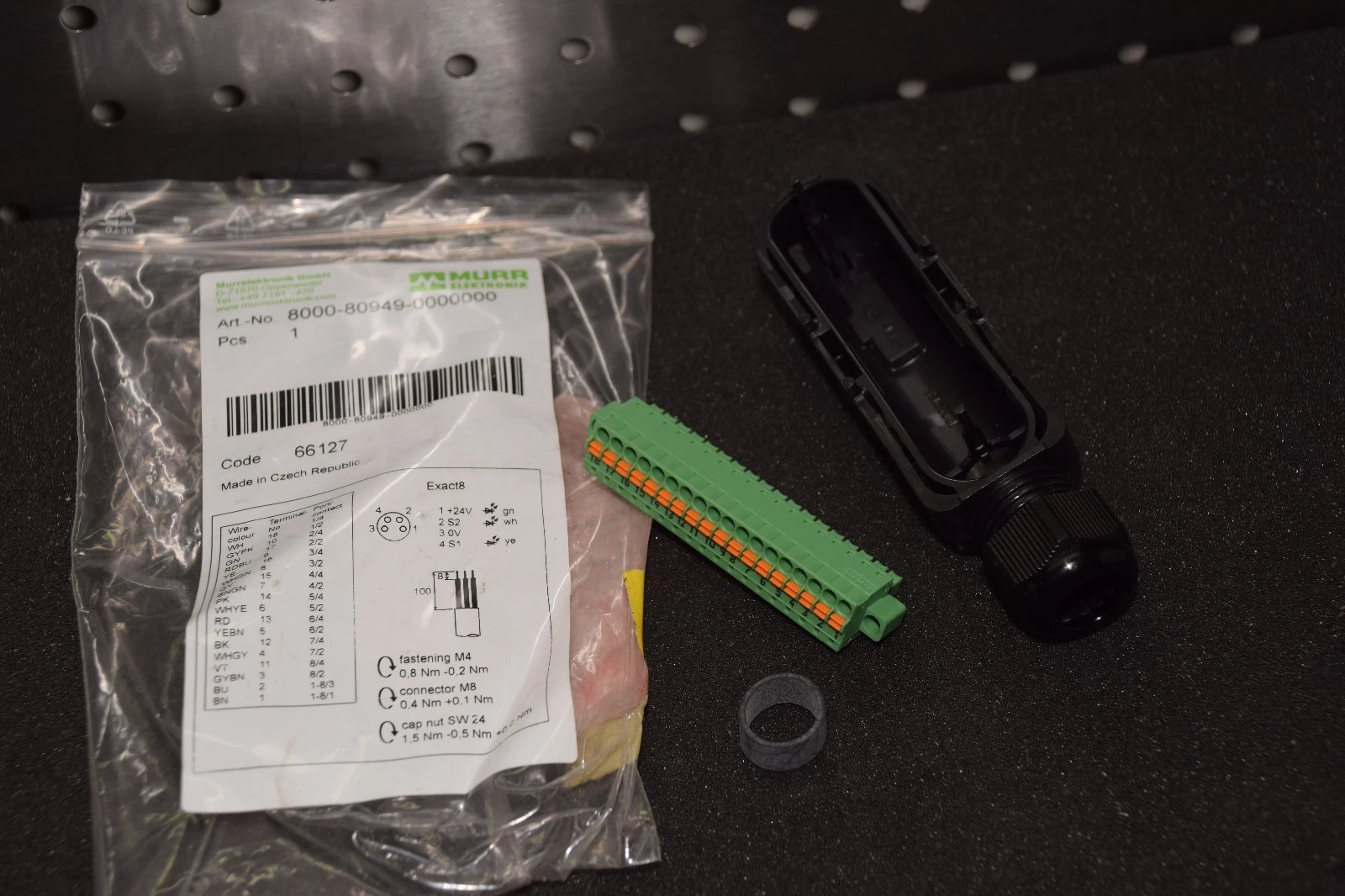 MURR ELEKTRONIK 8000-80949-0000000 CONNECTION CAP NEW