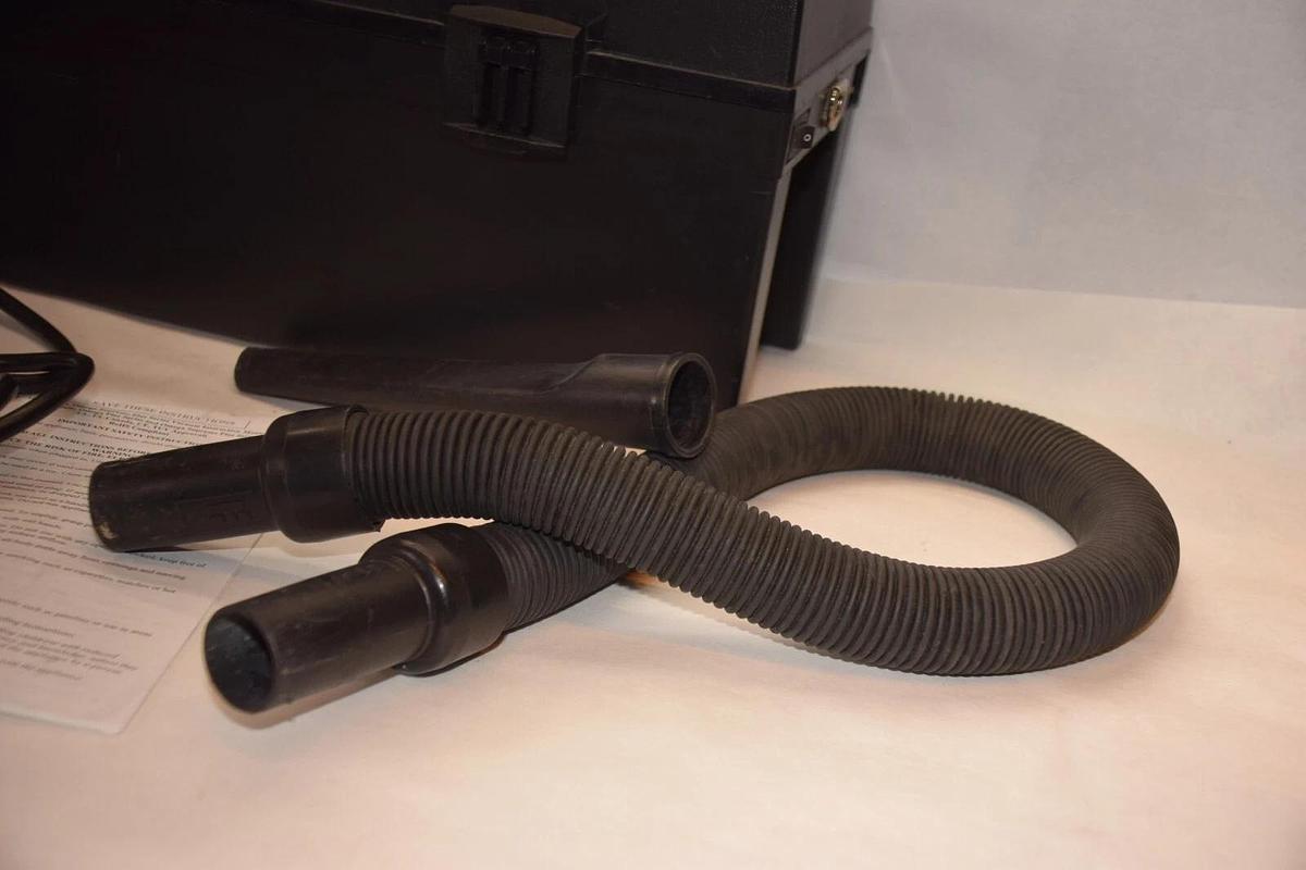 Used OMEGA SUPREME PLUS 40100 120V 3.Amp 60Hz Service Vacuum With Hose & Accessories