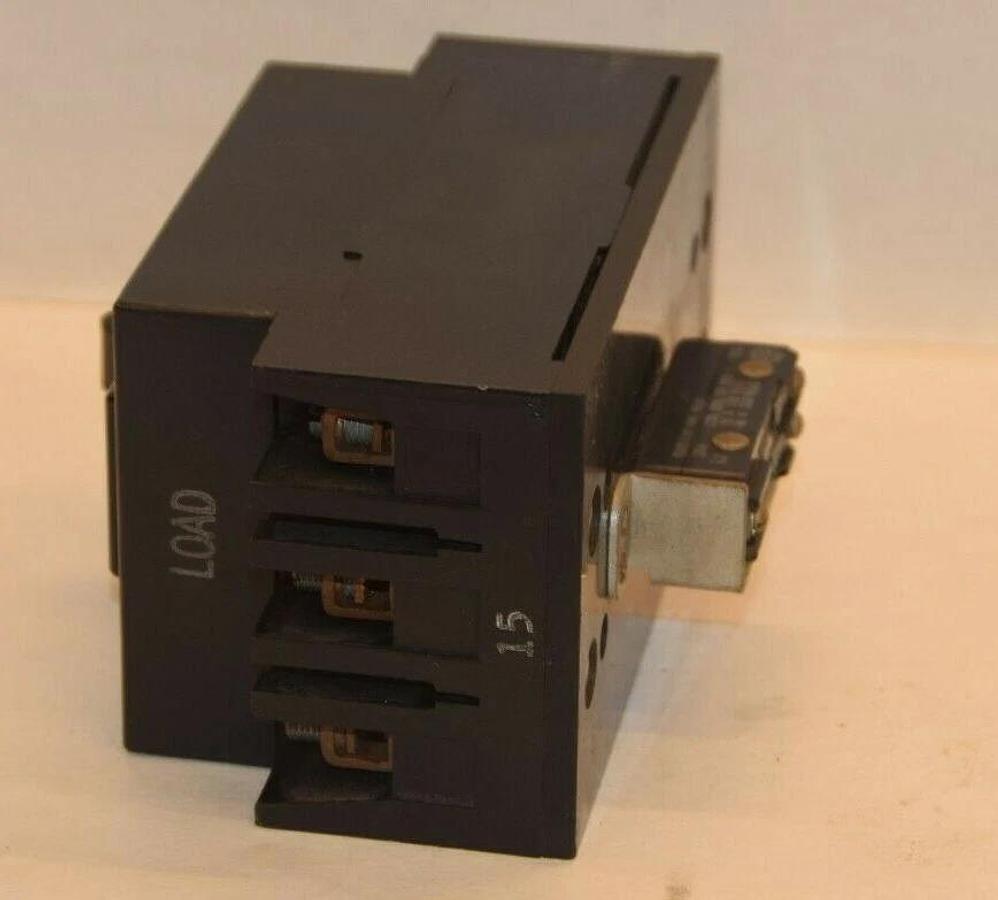 (New) HEINEMANN 62-803A 62803A 240Vac 15A Vintage Breaker
