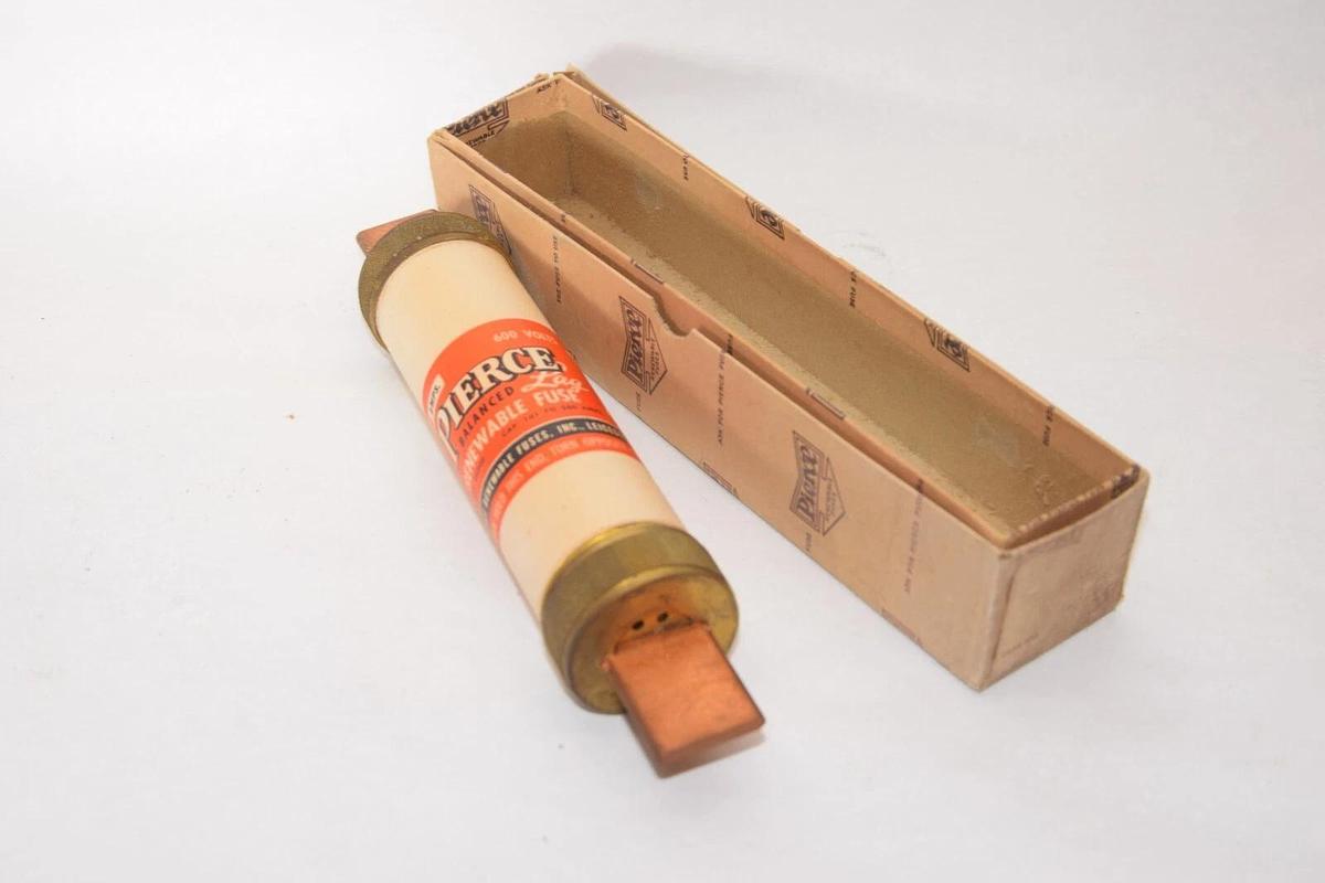 (NEW) PIERCE D6200 200Amp 600V Fuse