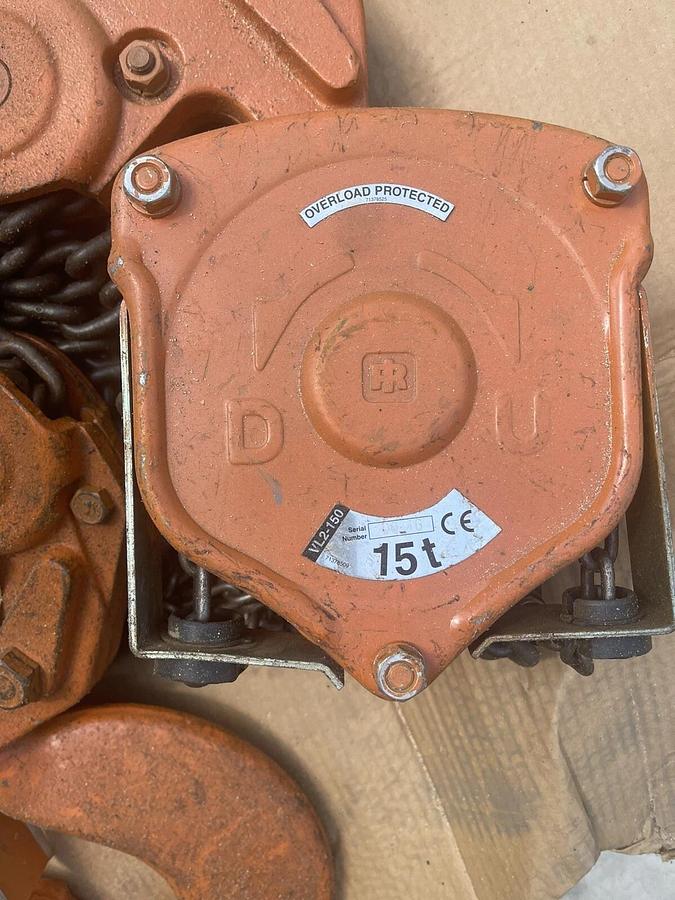 Used Ingersoll Rand Roughneck 15 Ton Chain Hoist Model VL2-150 10ft lift  30k lb