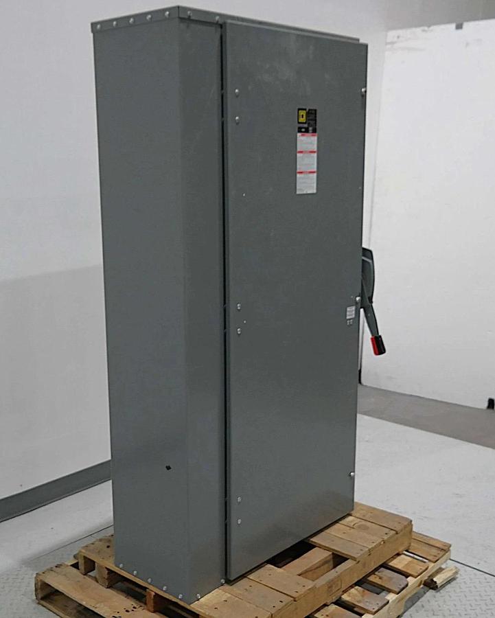 Square D Safety Switch 800A Heavy Duty Fusible 800 Amp H367N 600V 4W NEMA 1 NEW