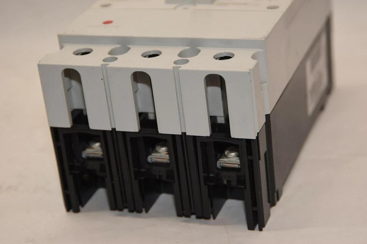 (NEW) GE GENERAL ELECTRIC FBN36TE020R2 20A 20 Amp A Record Plus Circuit Breaker