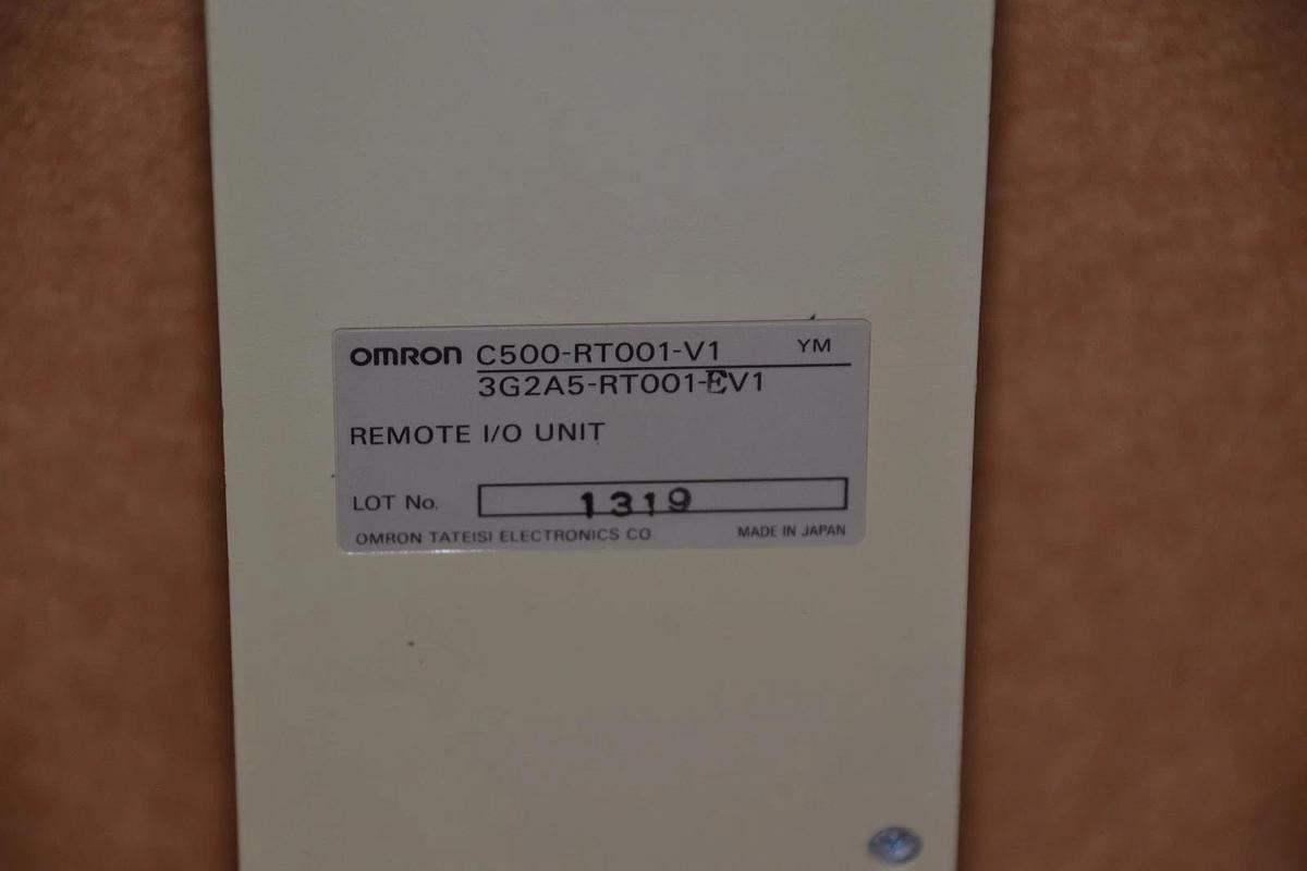 Used OMRON C500-RT001-V1 REMOTE I/O UNIT MODULE