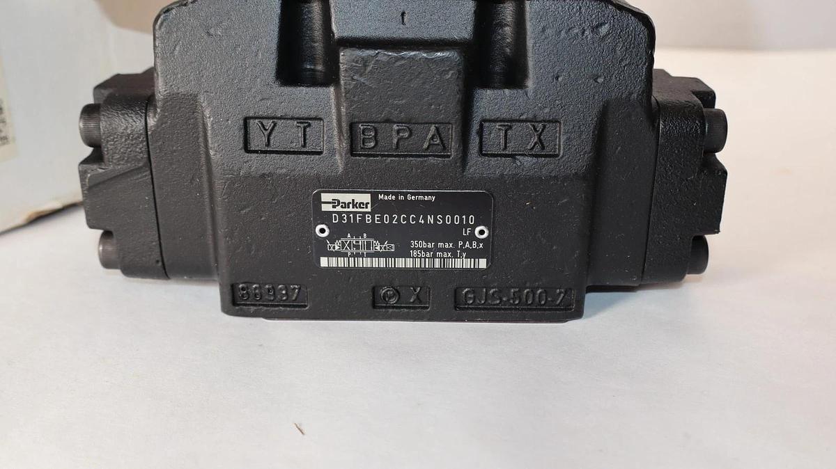 PARKER Proportional Valve D31FBE02CC4NS00 D31FBE02CC4NS0010 D1FVE02CC0NS0311 NEW