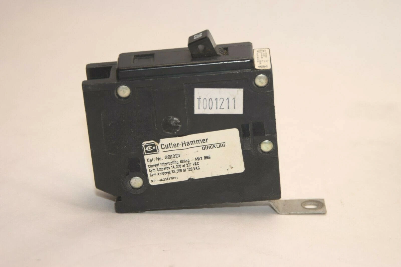 Used (LOT OF 4) CUTLER HAMMER GQ1020 20A 20 Amp A 277Vac 1P Circuit Breaker