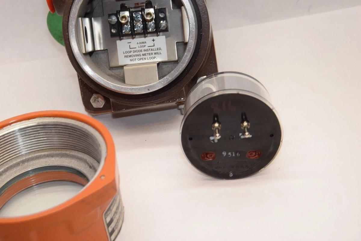 (NEW) MOORE AFX/4-20MA/0-100percent/NP , 9516 0-100% Gauge