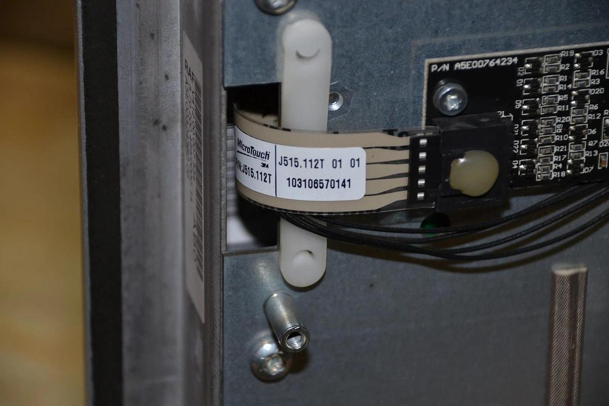 Used SIEMENS SIMATIC TOUCH PANEL 15T 15" Front V412.00.007.534 A5E00324360 06