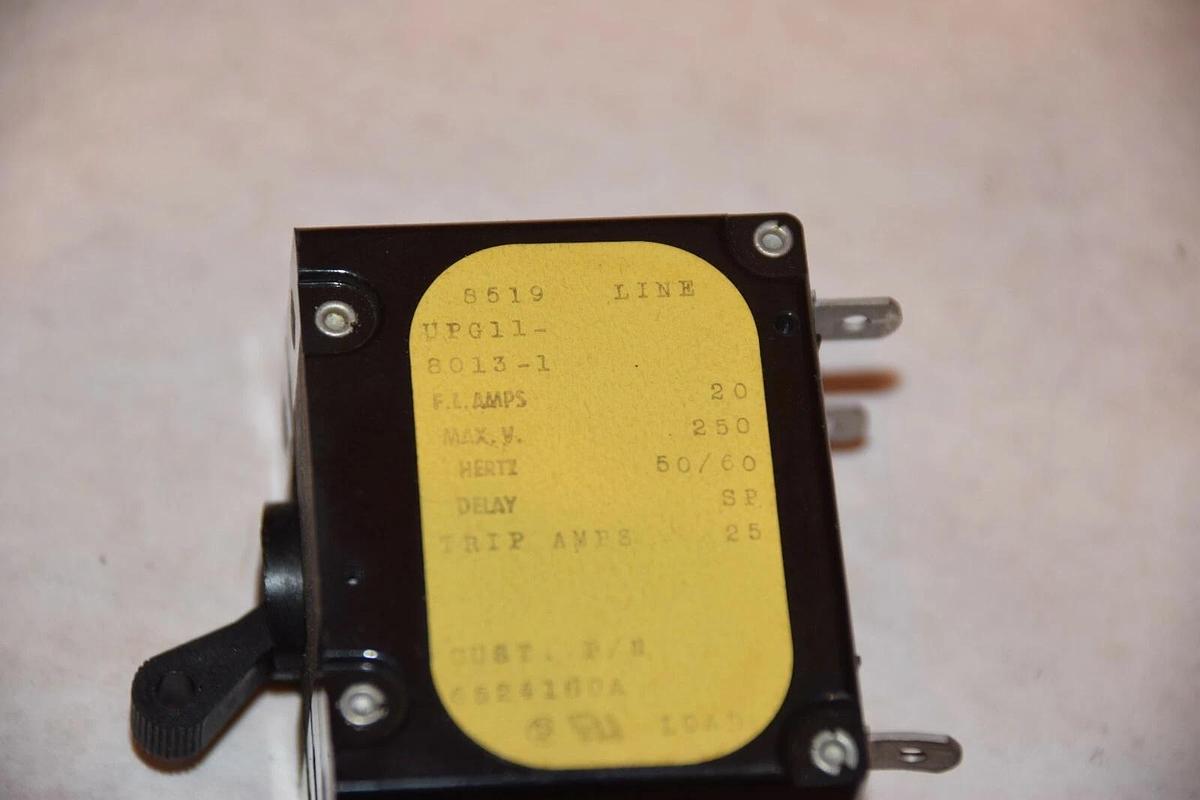 Used AIRPAX UPG11-8013-1 20 F.L.AMPS 25 TRIP AMPS 50/60Hz CIRCUIT BREAKER