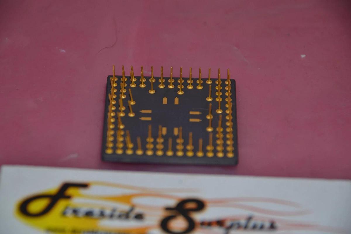 Used MOTOROLA GOLD CIRCUIT BOARD CARD CHIP XSP56001R20 OB77G (gold recovery)
