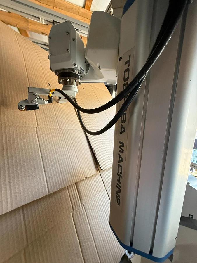 Used Toshiba Machine Co. System Six-Axis 6-Axis Robot TVL500 TVL 500 28kg