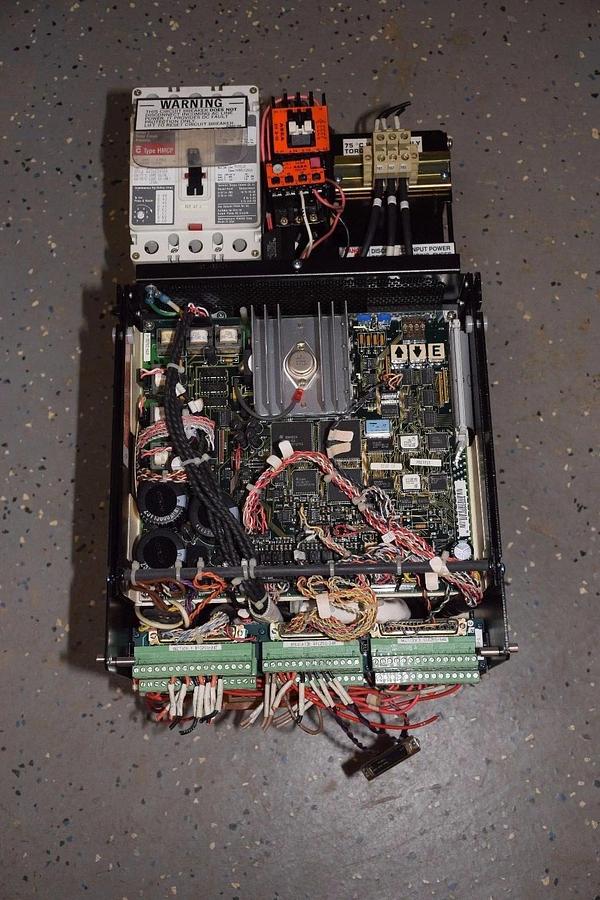 Used Reliance Electric Maxpak III 7.5hp Drive 7D8161 3ph 460v 910K8060 0-58703-61A