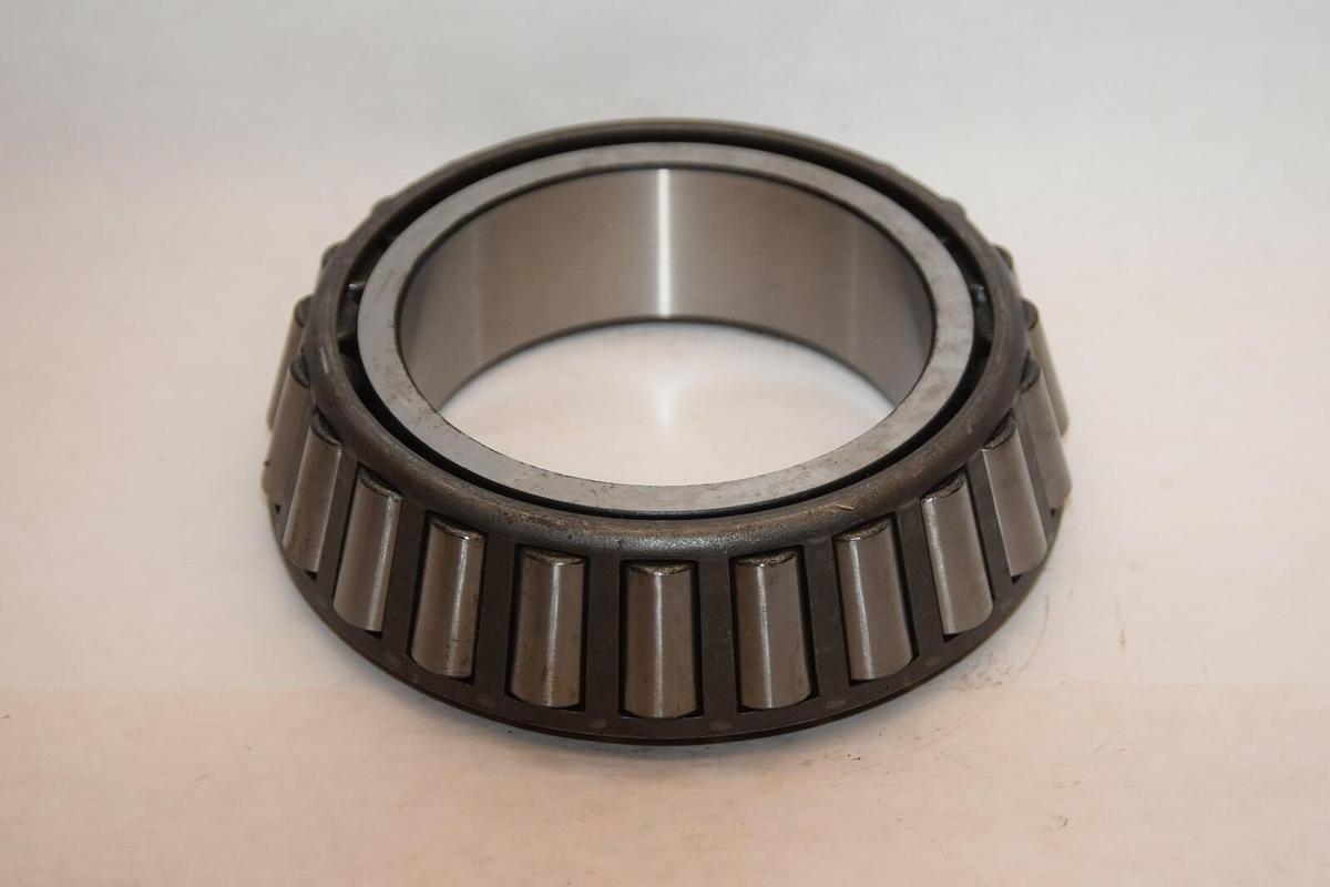 (NEW) TIMKEN 685 USA Tapered Roller Bearing Cone