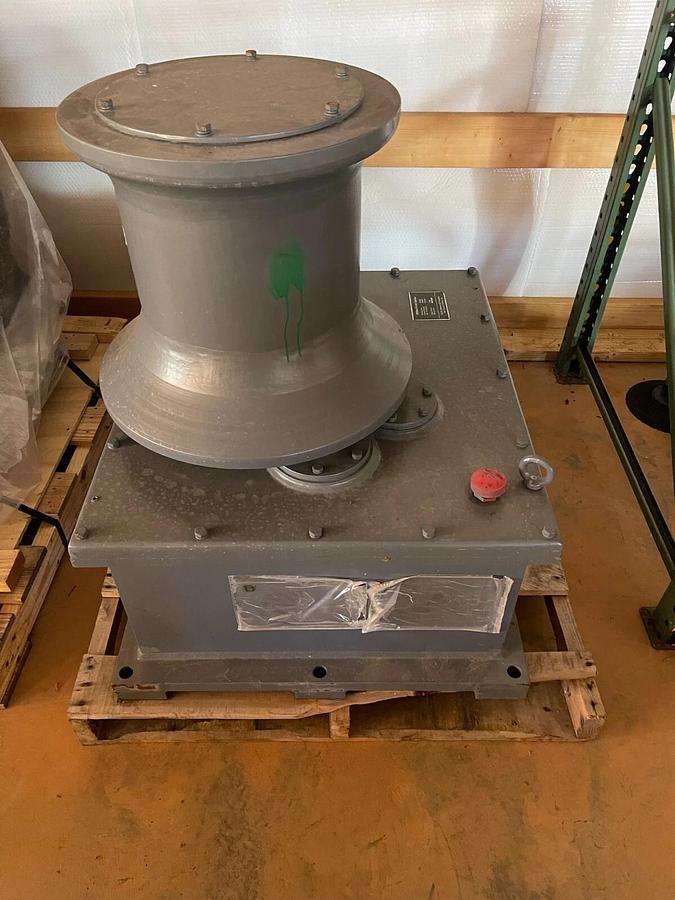 Pacific Marine and Industrial PM&I Right Angle Electric CAPSTAN Gearbox 5000lb