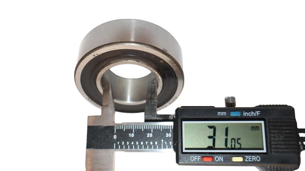 SKF Self-Aligning Bearing 2206 E-2RS1KTN9 2206-E-2RS1KTN9 (NEW)