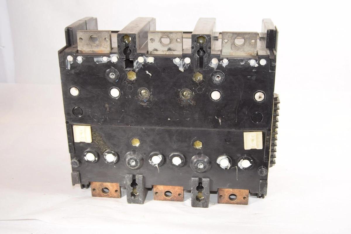 Used GE GENERAL ELECTRIC THPVVF3604 400A Amp TP9VT20 PowerBreak Circuit Breaker