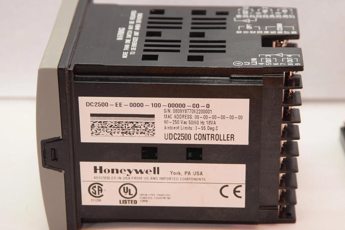 Used HONEYWELL DC2500-EE-0000-100-10000-00-0 90-250Vac Universal Digital Controller