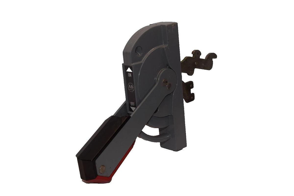 Used Allen Bradley 1494V Disconnect Handle *Chipped*