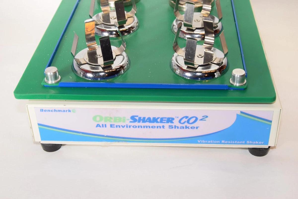 Used BENCHMARK BT-4001 Orbi-Shaker CO2 Vibration Resistant Shaker *No Power Supply*