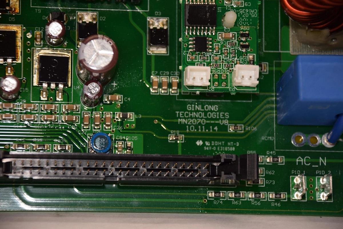 Used GINLONG TECHNOLOGIES MN2070 Circuit Board For Solis Solar Drive SOLIS-4K-2G-US
