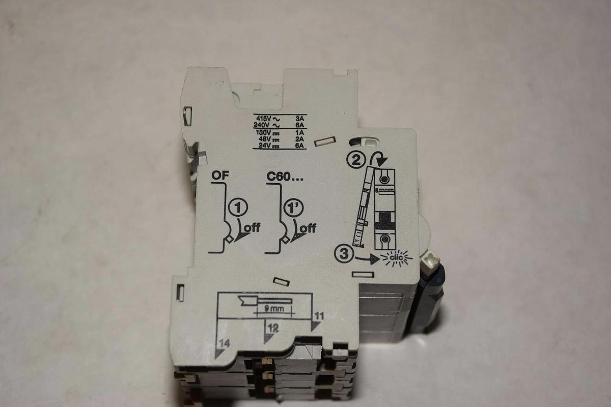 Used MERLIN GERIN C60N B32 MULTI9 400V 3 POLE CIRCUIT BREAKER