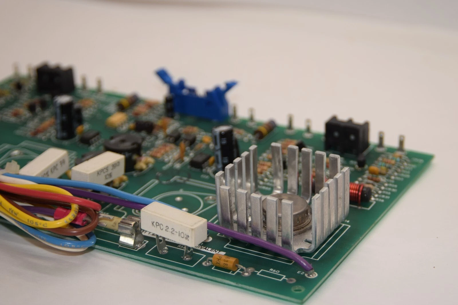 (NEW) EMERSON / LIEBERT 02-786495-01 Inverter Base Drive Board