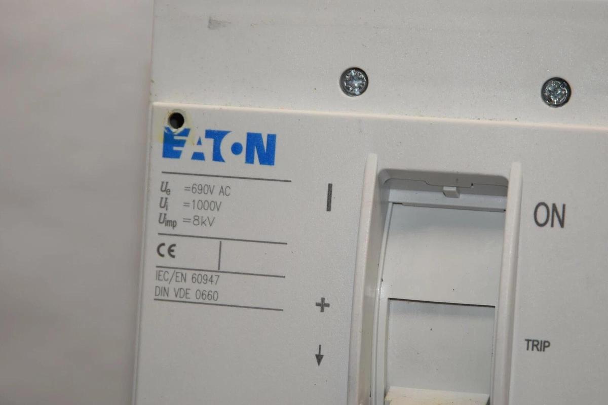 Used Eaton Moeller NS3-600-NA Molded Case Disconnect Switch 600A 600V NZM2/3-XAHIV