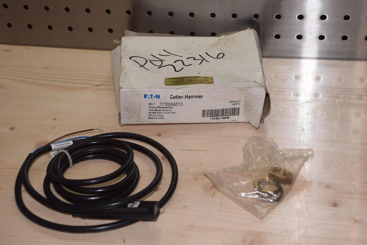 CUTLER HAMMER 11102A6513  A1 COMET PHOTOELECTRIC SERIES THRU-BEAM SOURCE SENSOR