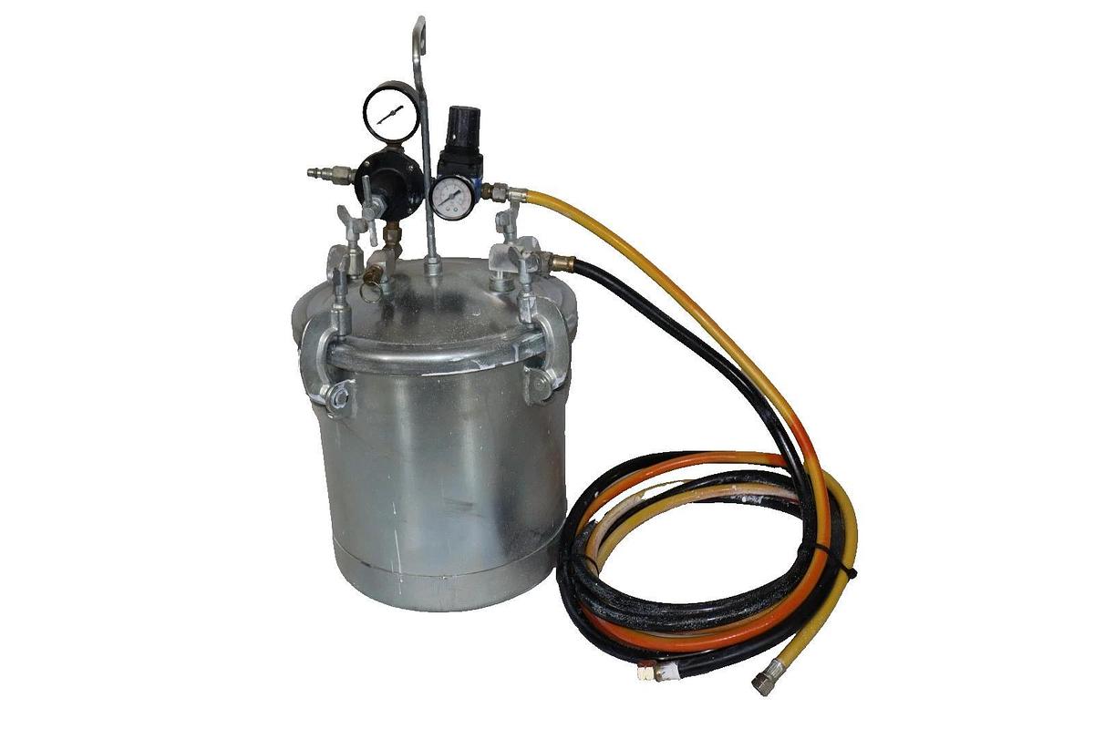 Used No Name 2.5 Gallon Stainless Pressure Paint Pot