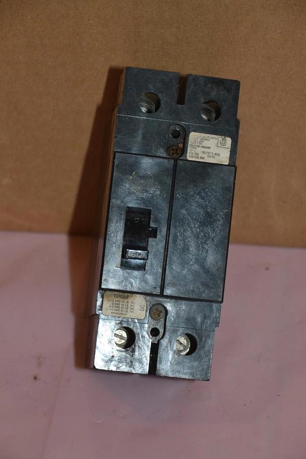 Used WESTINGHOUSE CIRCUIT BREAKER GC2060