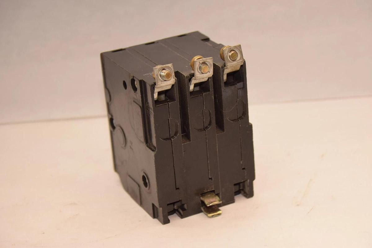 Used Square D Breaker LL-9300 QOB 30A 30 Amp 3 Pole 3P 240v (Used)