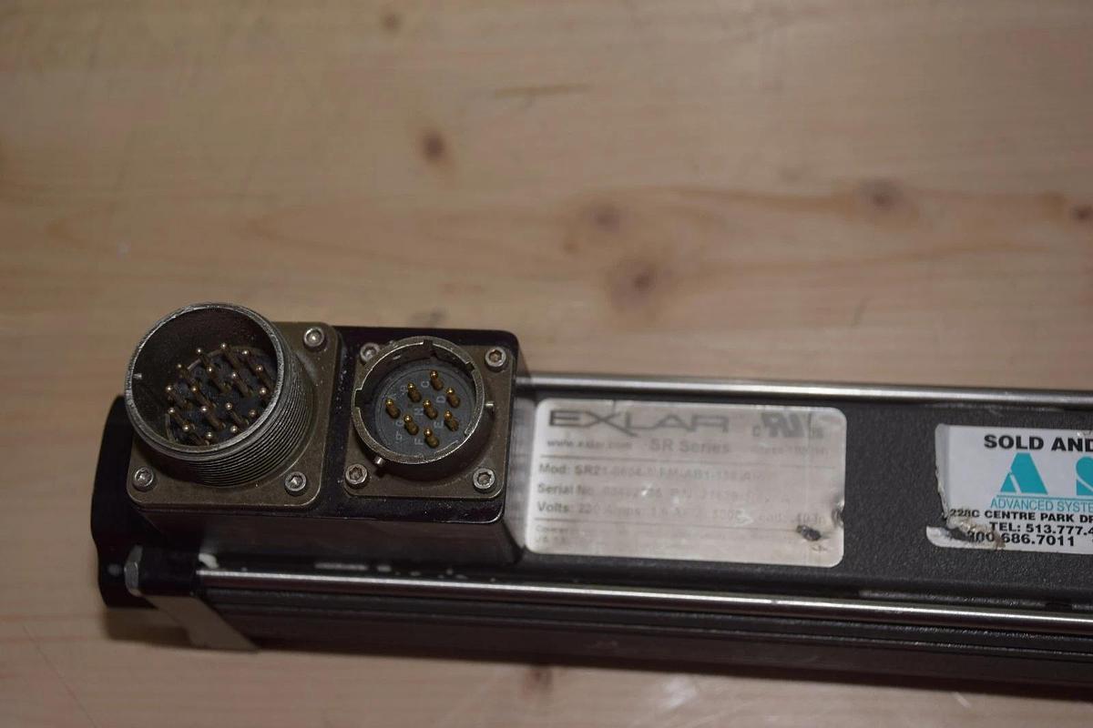 Used EXLAR ACTUATOR SR21-0604-MFM-AB1-138-AR  SR210604MFMAB1138AR SR Series