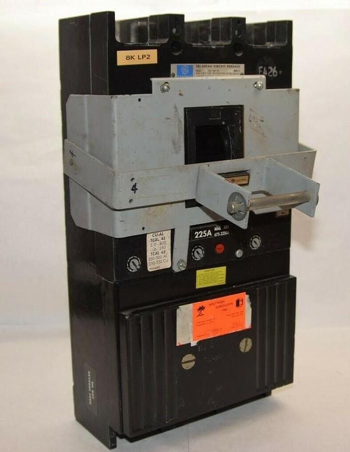 Used GE GENERAL ELECTRIC TB43F TB 43F 225A 675-2250A Adj 3P Tri-Break Breaker
