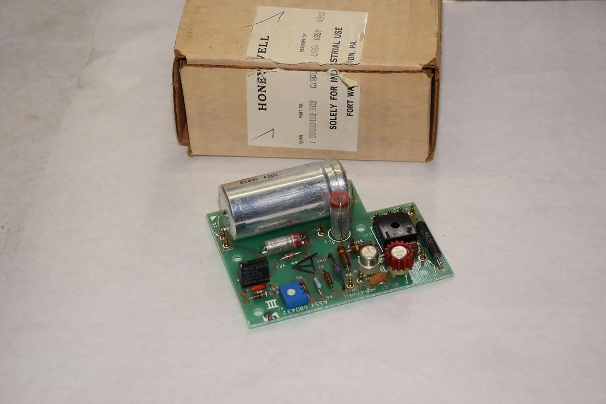 HONEYWELL 30680432 502 8546 CIRCUIT CARD ASSEMBLY NEW