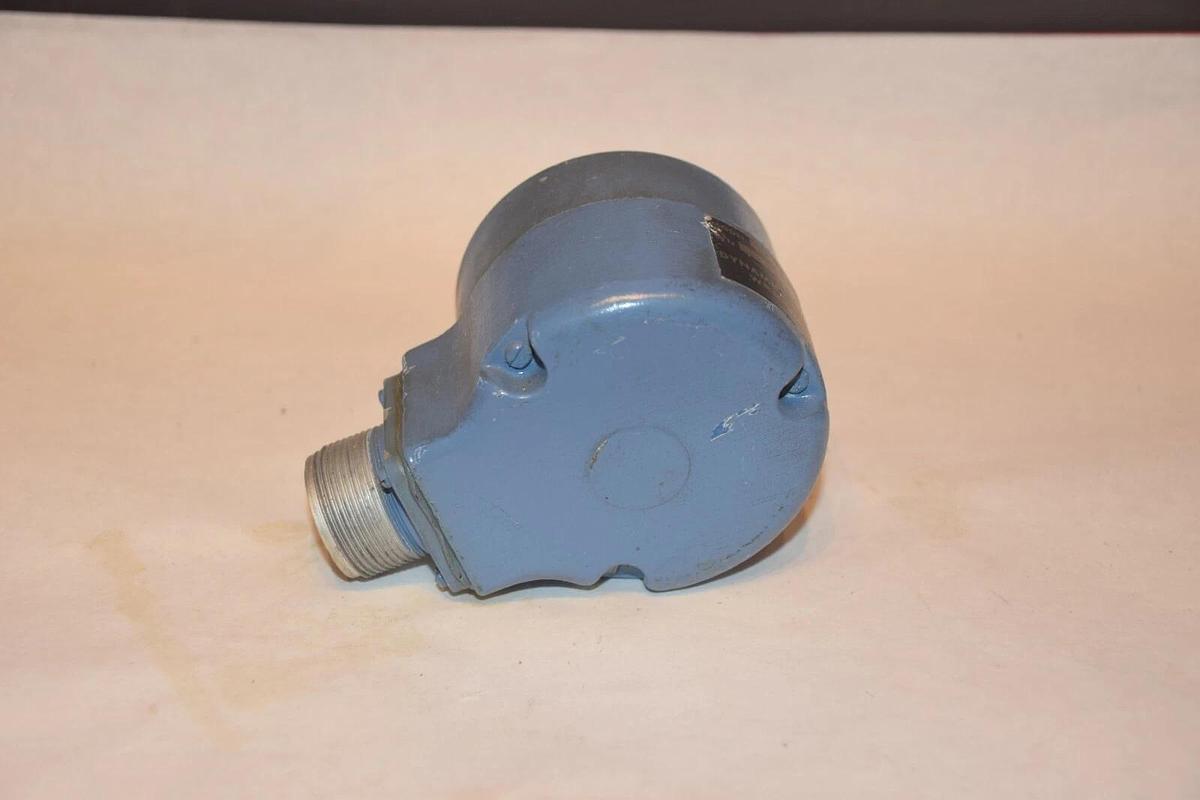 Used DYNAMICS RESEARCH CORP. 39R-10-B13-2500TT INDUSTRIAL ENCODER