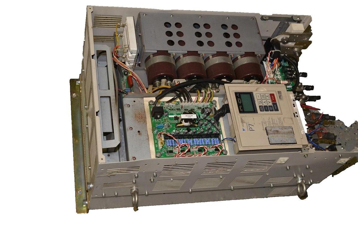 Used Yaskawa Varispeed P7 CIMR-P7U4075 125 HP 480V 156A AC VS Drive CIMRP7U4075 125HP