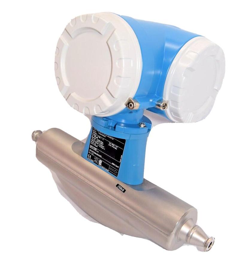 ENDRESS + HAUSER Promass 80F Mass Flowmeter 80F15 80F15-AFUDCARAB7AA 1/2"  NEW