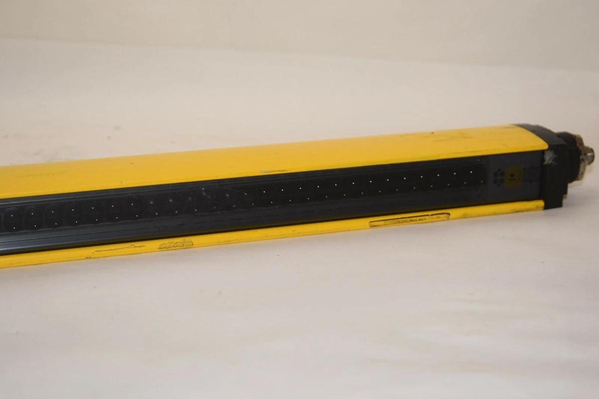 Used SICK Safety Light Curtain C40S-0903AA310 C4000 Range 0-6m  C40S0903AA310