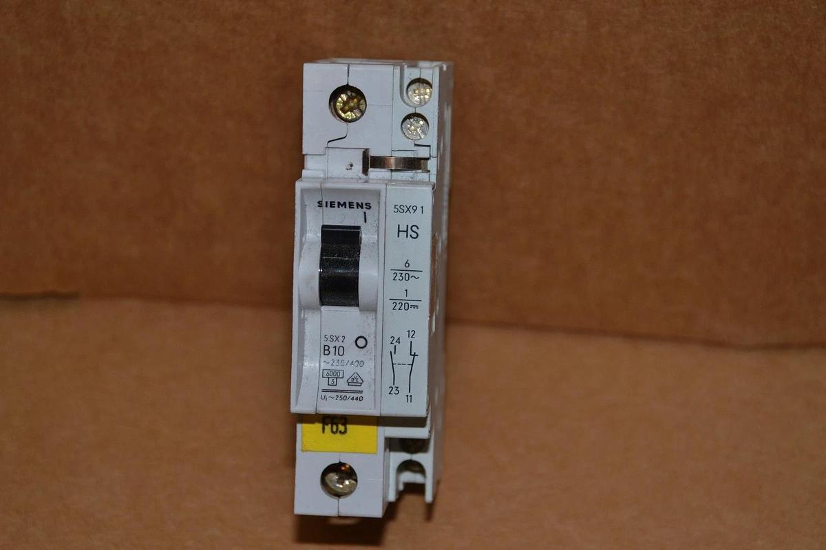 Used SIEMENS 5SX2 B10 5SX91 HS 5SX91HS 10A 10 Amp A 1p 1POLE CIRCUIT BREAKER