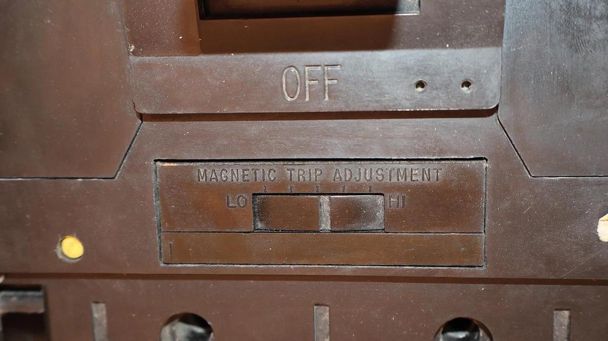 Used Square D Breaker MHP36450MT 450 AMP 600V  450A Magnetic Trip Adjustment