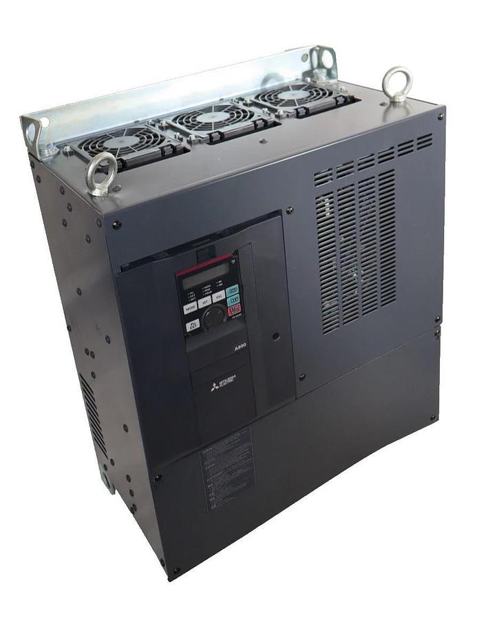Mitsubishi Inverter Drive FR-A840-01160-1-60 FRA84001160160 3ph 380-500 60hp NOS