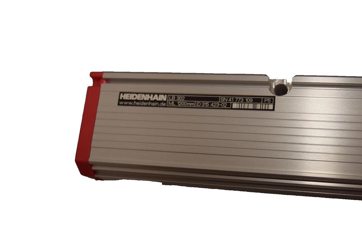 HEIDENHAIN 315 423-02 , 315423-02 , LB 302 1200mm Scale Housing (NEW)