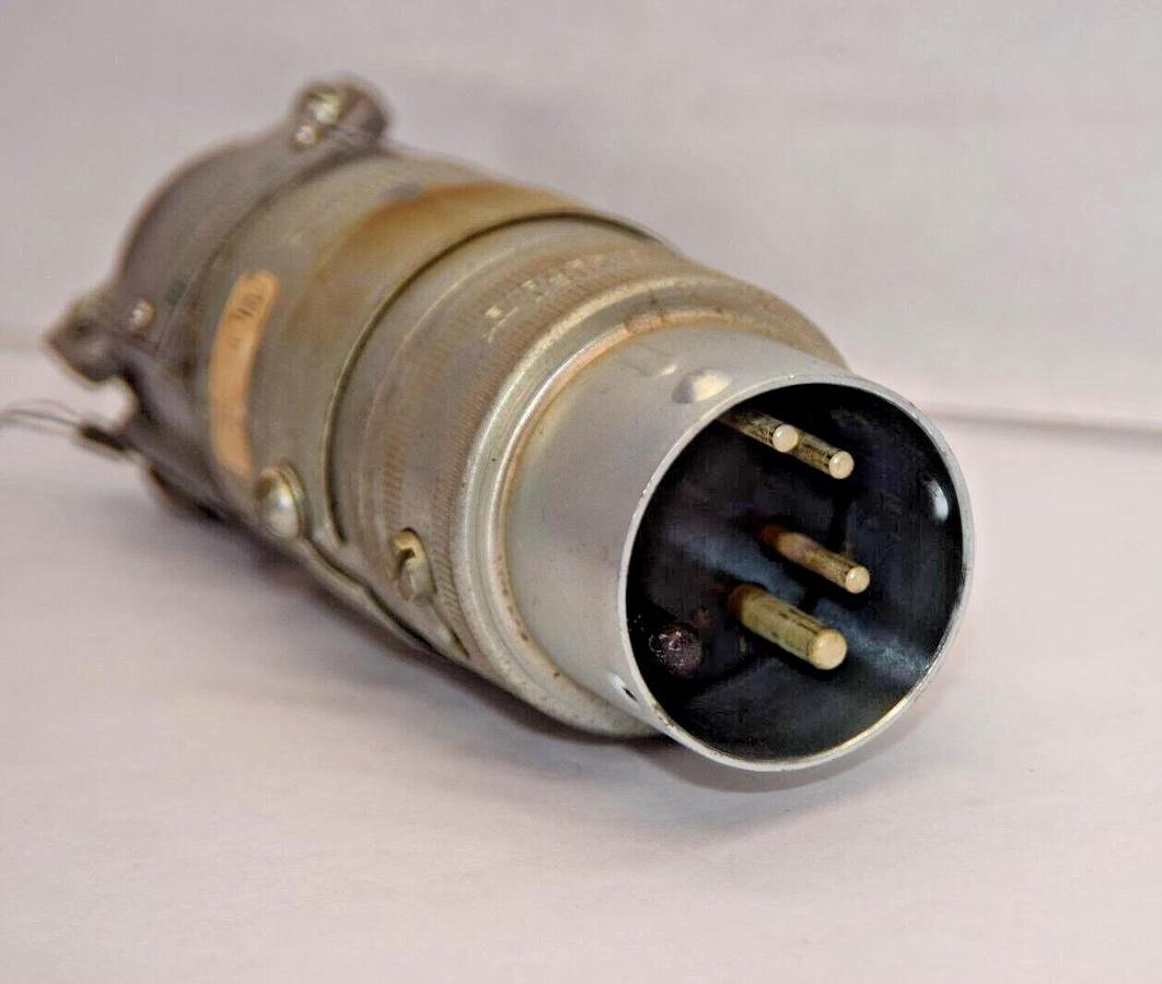 Used RUSSELL & STOLL SKP 4G SKP4G SKP-4G Ever-Lok Plug 20A 20 Amp 600v 250v