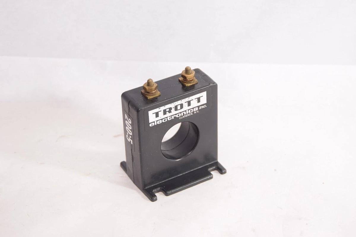Used TROTT ELECTRONICS 2 SFT-201 Ratio 200:5A Current Transformer