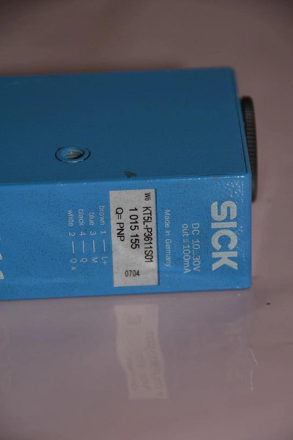 Used SICK OPTIC ELECTRONIC KT5L-P3611S01  KT5LP3611S01 CONTRAST SENSOR