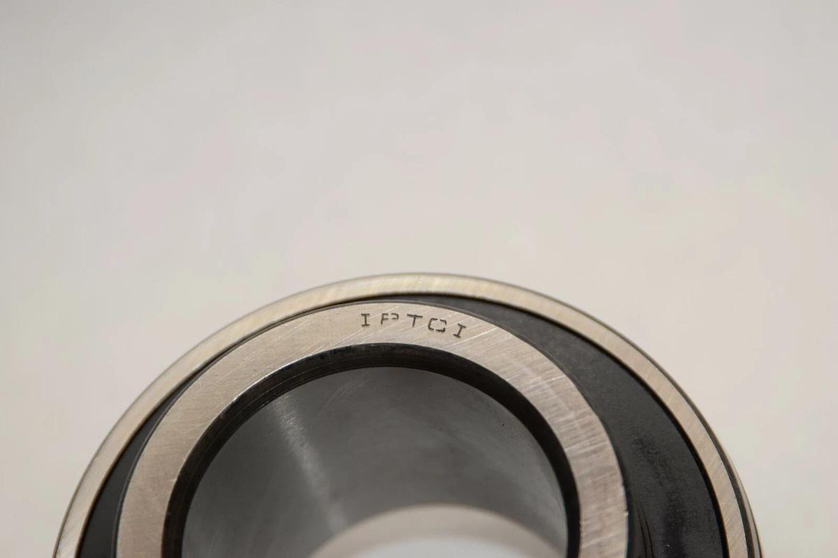 (NEW) IPTCHI U0211-32 3-15/16" Outside Dia. 2" Bore Bearing
