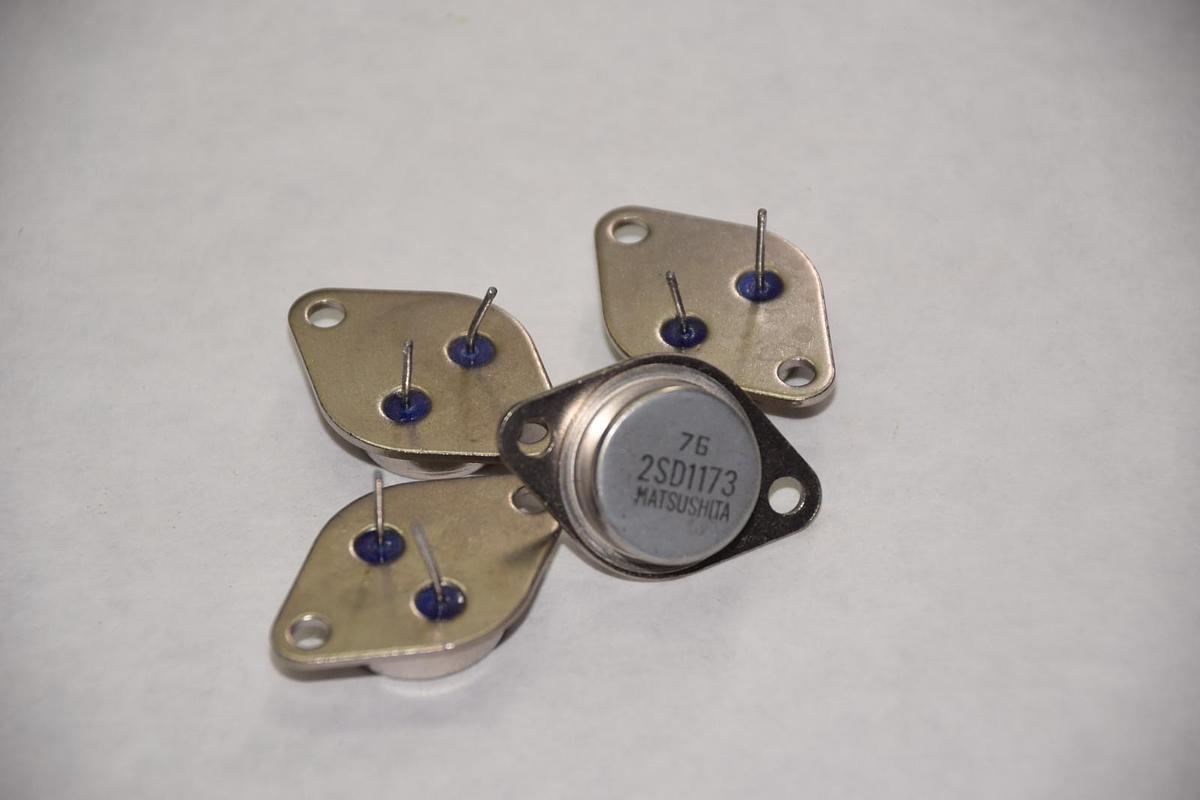 (LOT OF 4) PANASONIC / MATSUSHITA 2SD1173 TRANSISTOR NEW