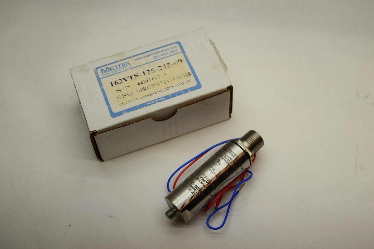 New, METRIX VIBRATION Transmitter 162VTS-126-2-4-5-0-0, 126: 0.8 IPS